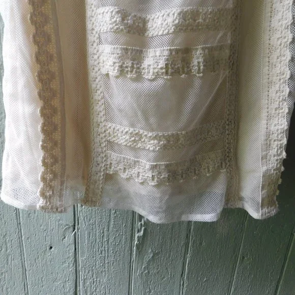 ๐*Price Firm*Abercrombie & Fitch Lace Dress - Picture 7 of 16